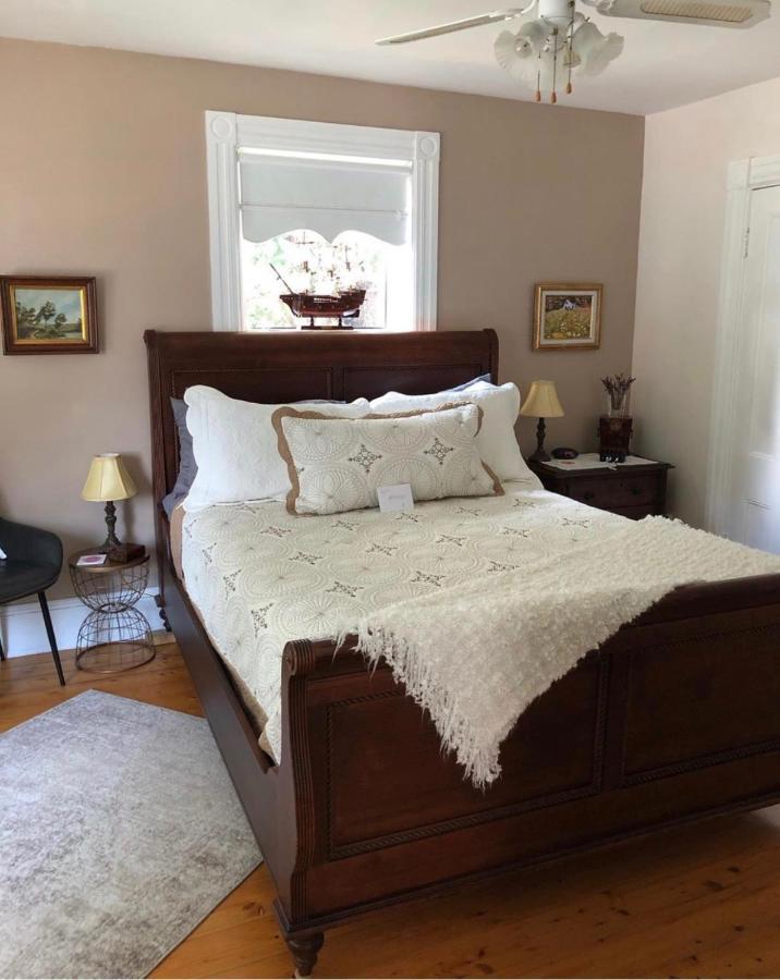 Toba'S Bed & Breakfast ルーネンバーグ エクステリア 写真
